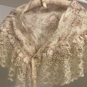 Gorgeous Vintage Shawl